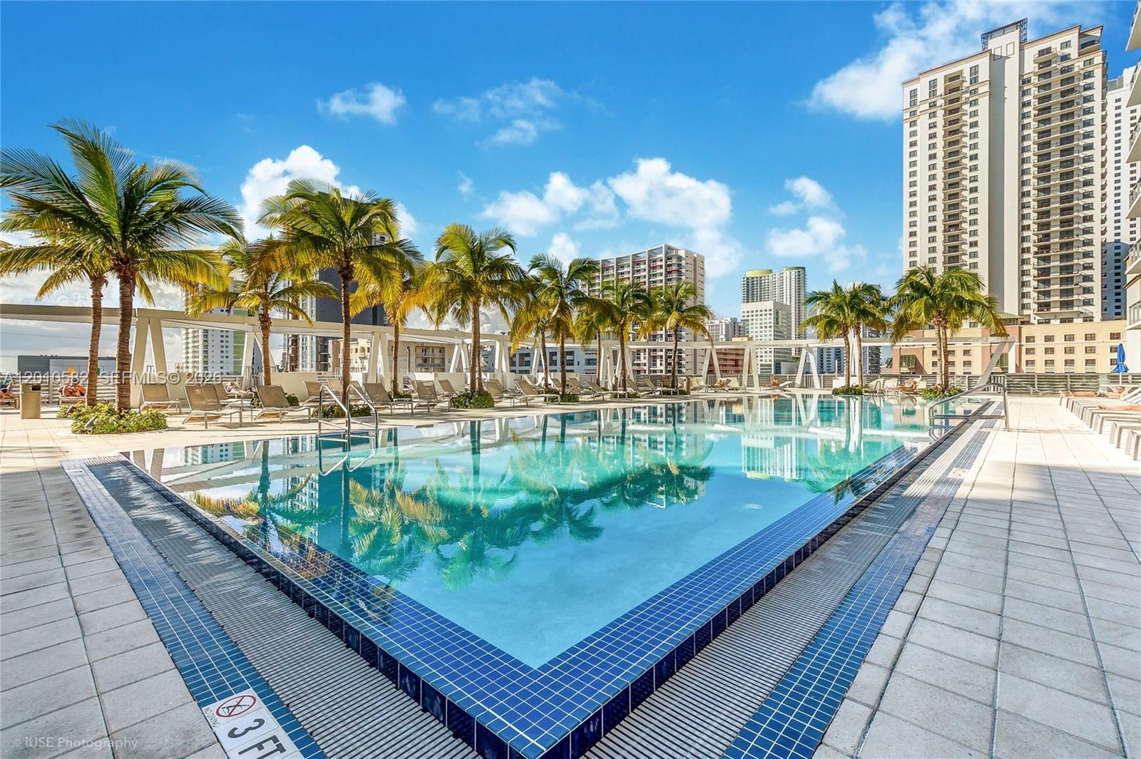 image Axis on Brickell South21