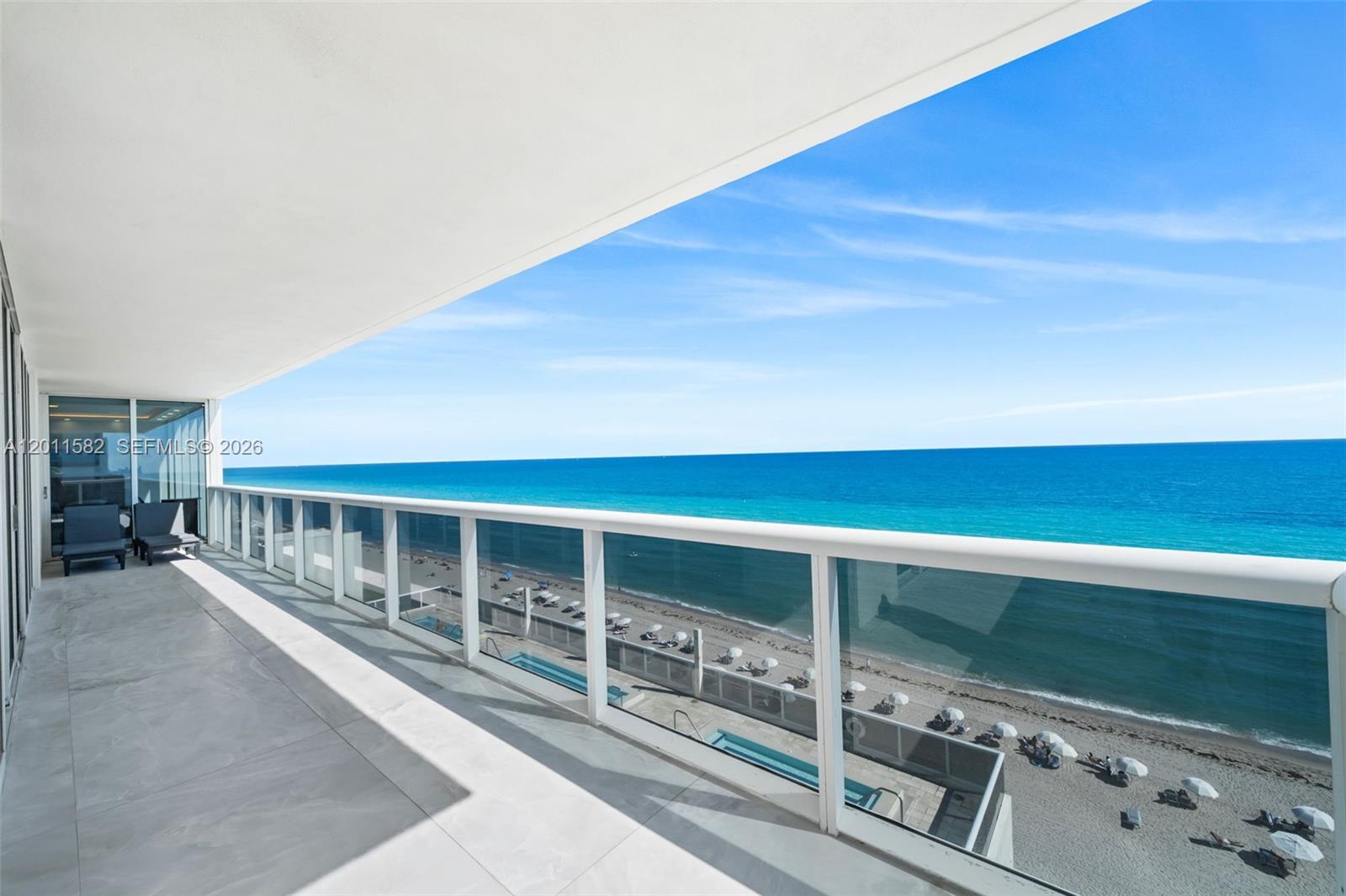 image Beach Club 229