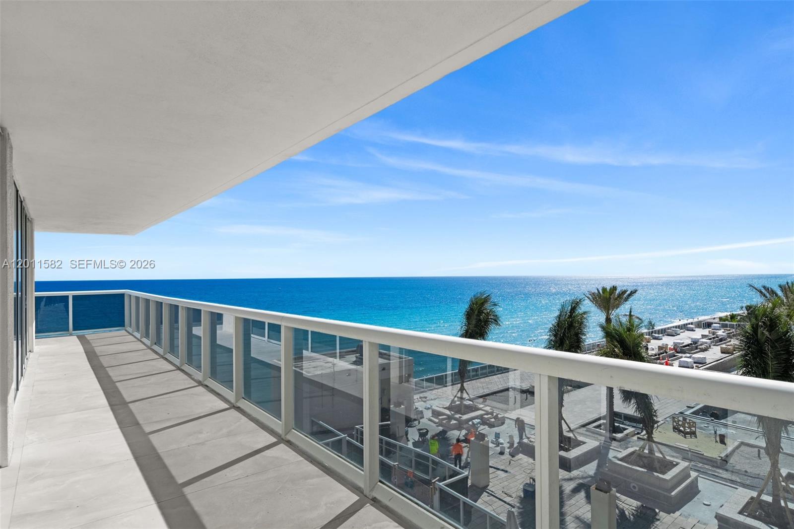 image Beach Club 230