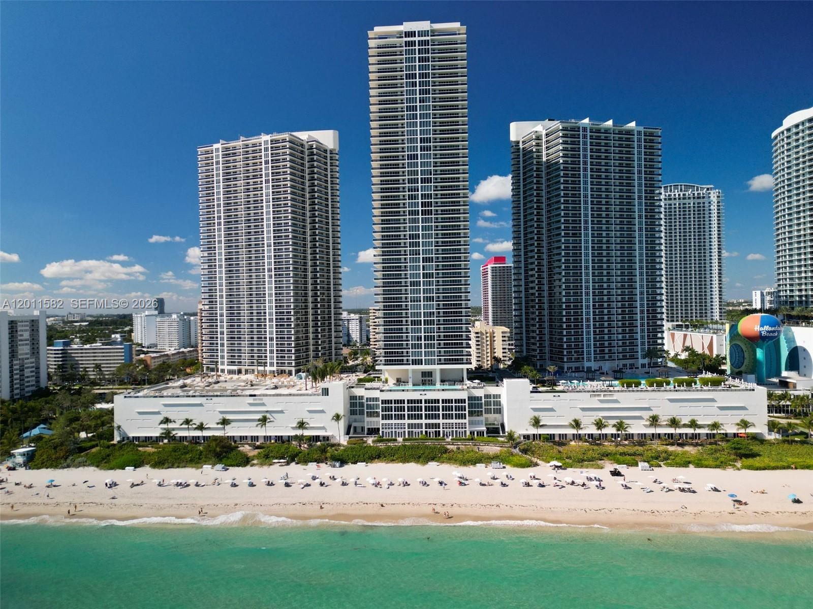 image Beach Club 247