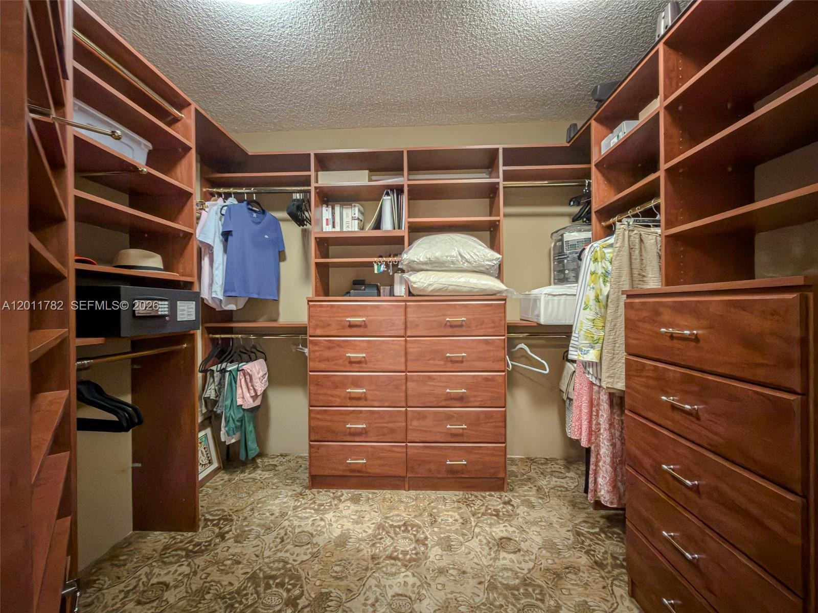 2000 Island Blvd #2503 Aventura, FL 33160