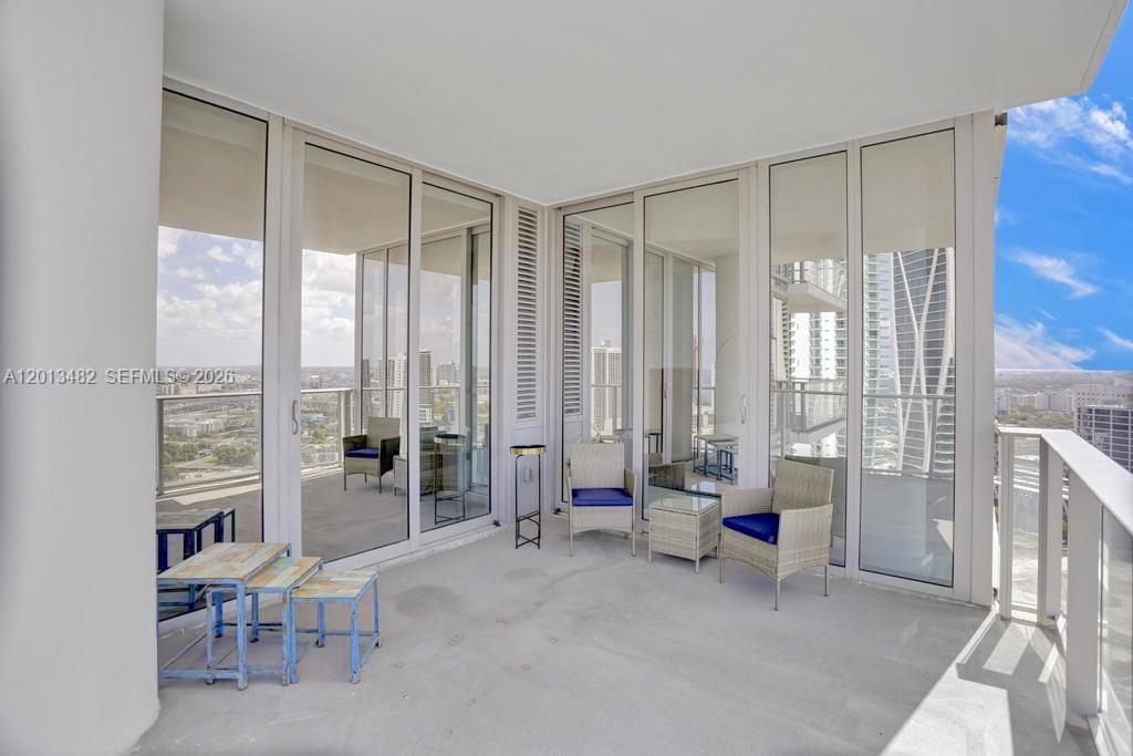 image Paramount Miami Worldcenter27