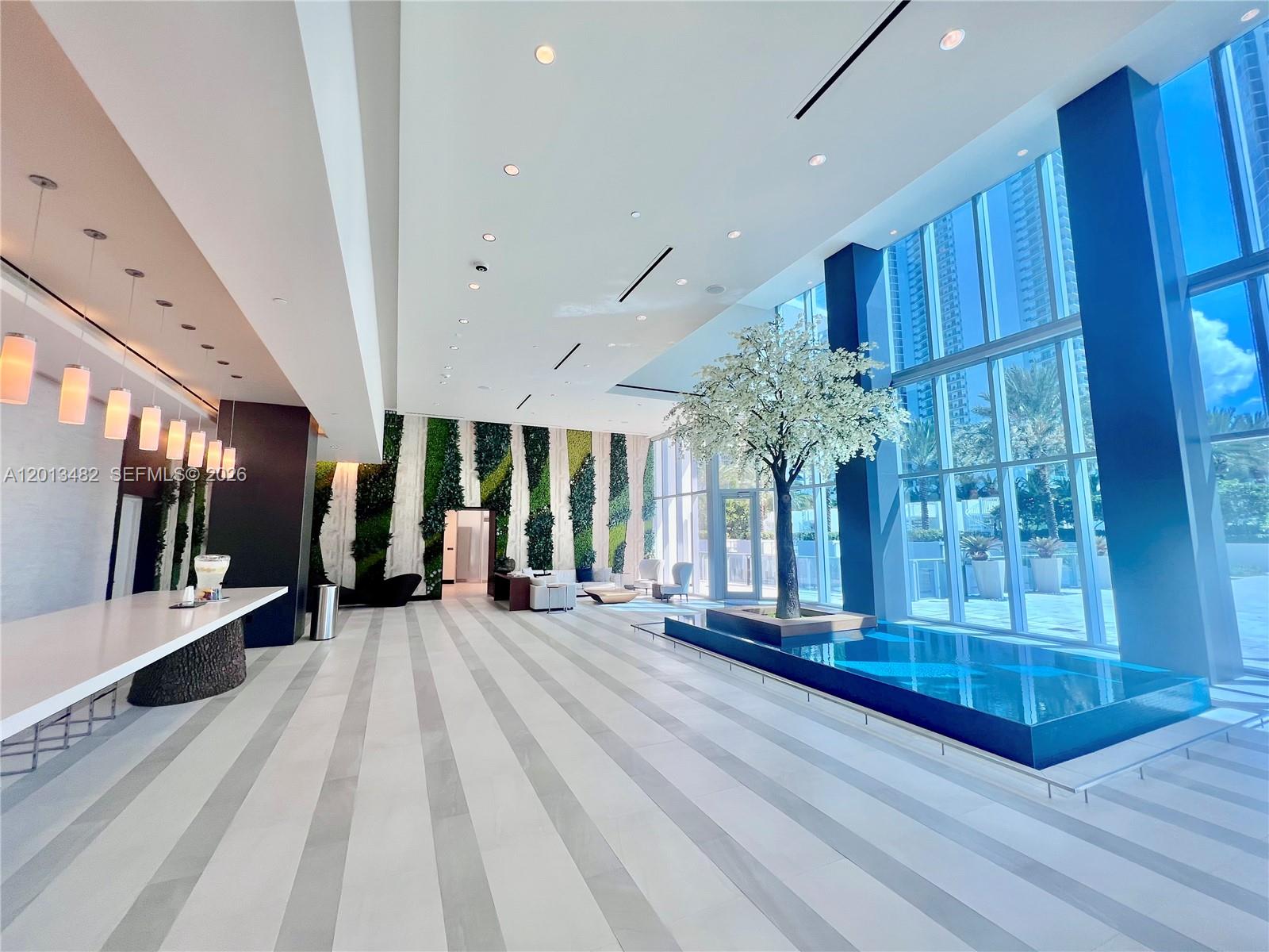image Paramount Miami Worldcenter35