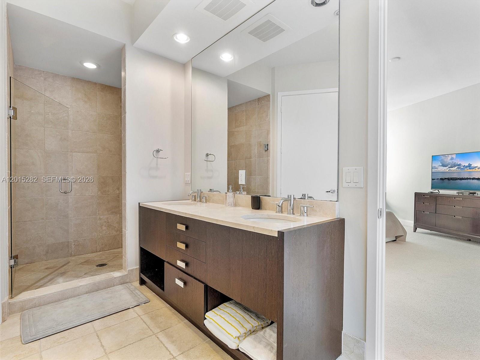 18201 Collins Ave #4009 Sunny Isles Beach, FL 33160