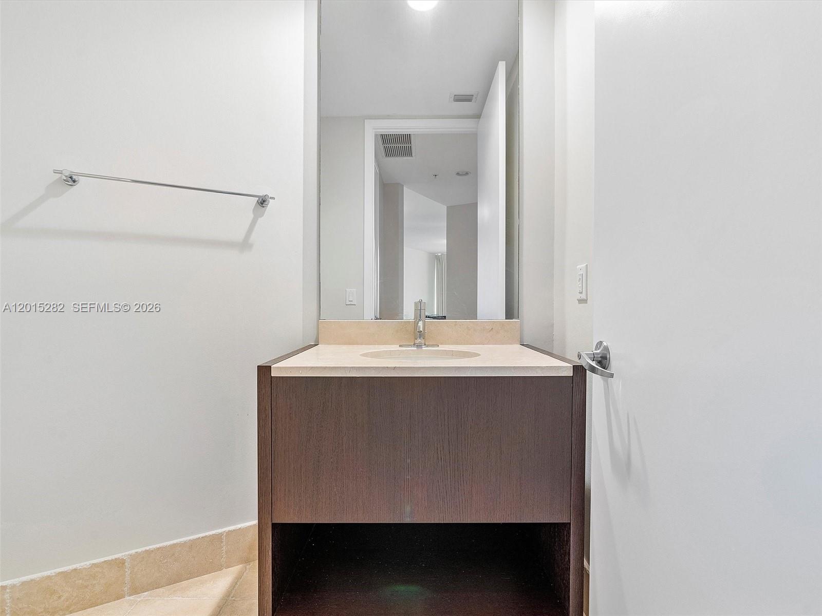 18201 Collins Ave #4009 Sunny Isles Beach, FL 33160