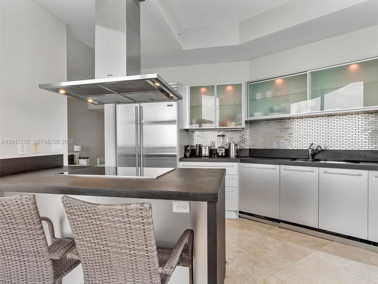 18201 Collins Ave #4009 Sunny Isles Beach, FL 33160