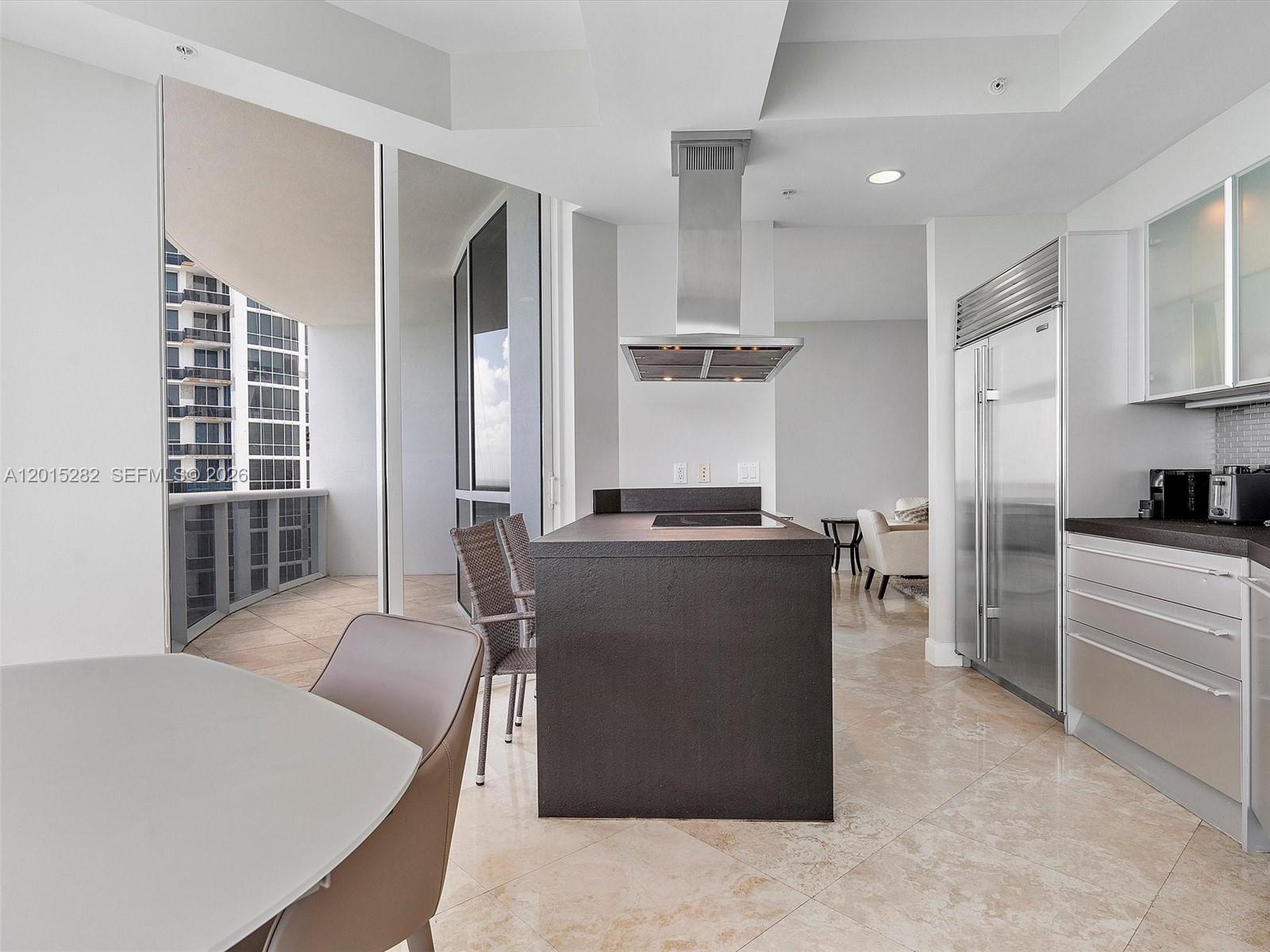 18201 Collins Ave #4009 Sunny Isles Beach, FL 33160