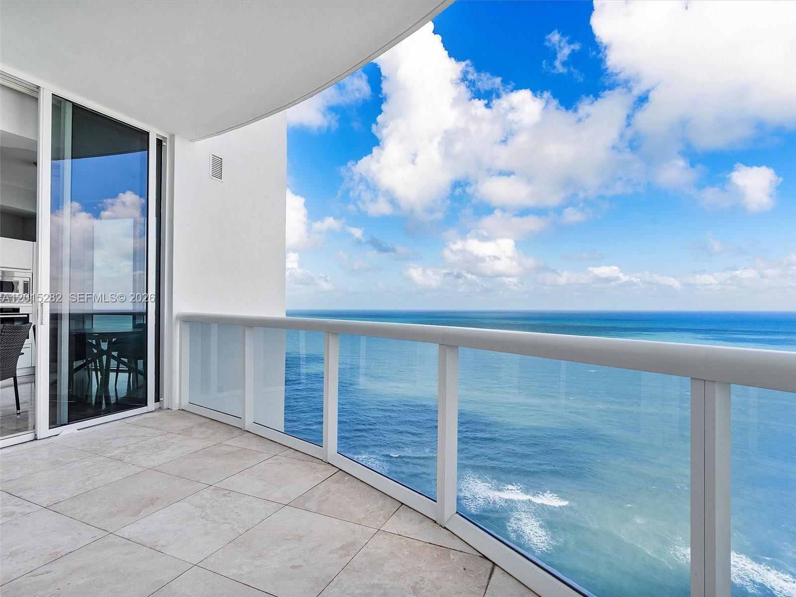 18201 Collins Ave #4009 Sunny Isles Beach, FL 33160