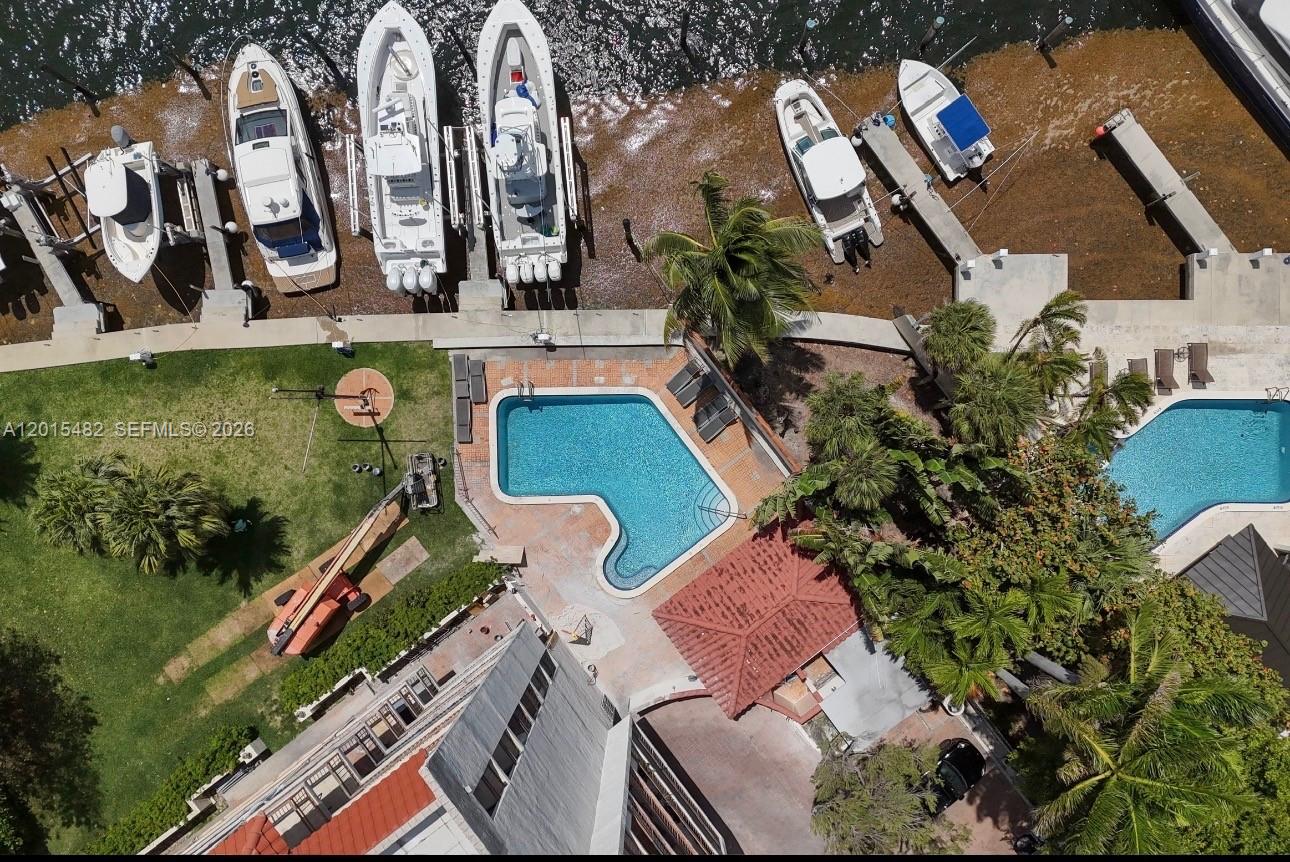 1632 S Bayshore Ct #202 Miami, FL 33133
