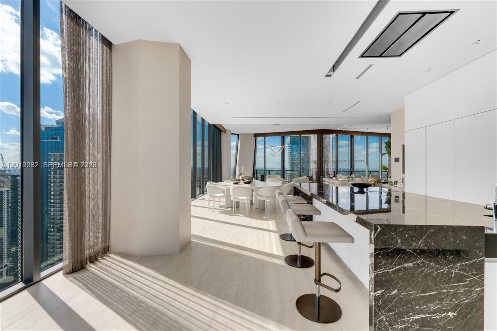 1000 Biscayne Blvd #5101 Miami, FL 33132