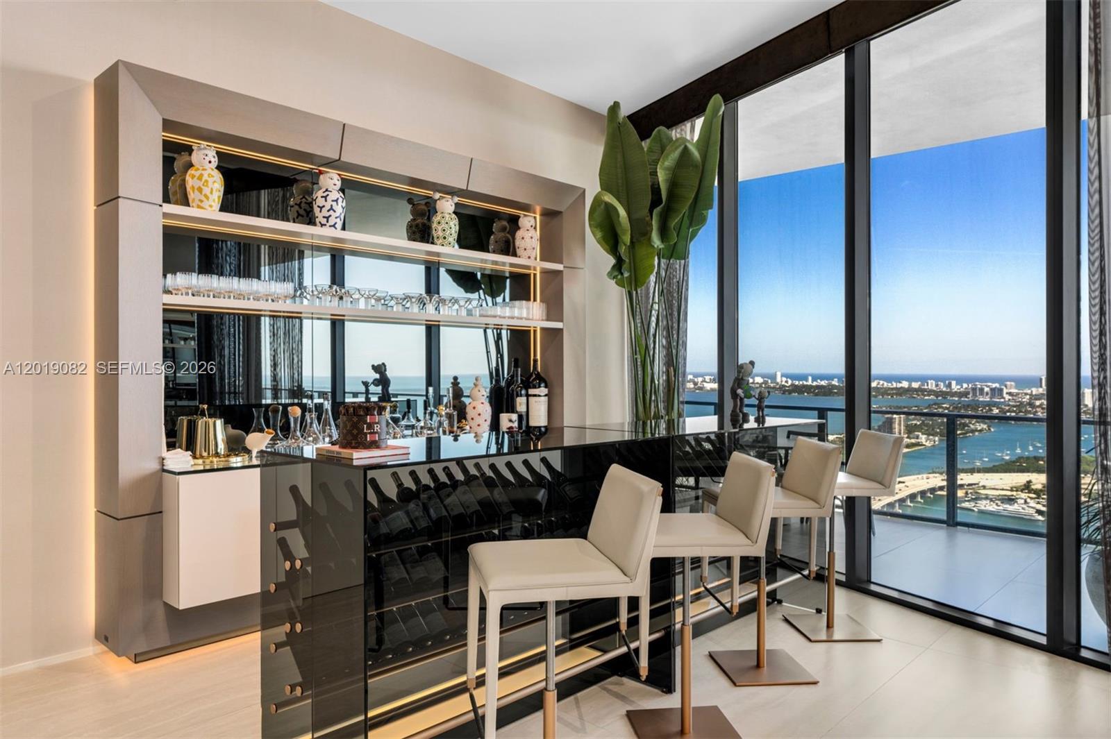 1000 Biscayne Blvd #5101 Miami, FL 33132