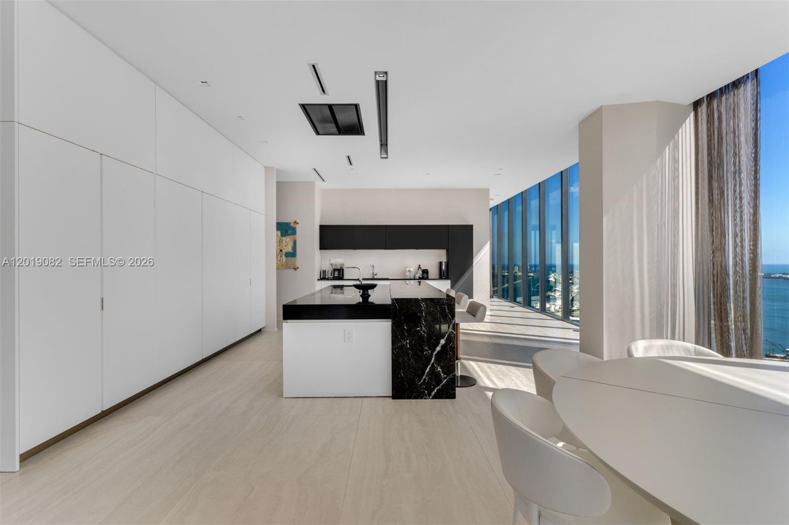 1000 Biscayne Blvd #5101 Miami, FL 33132