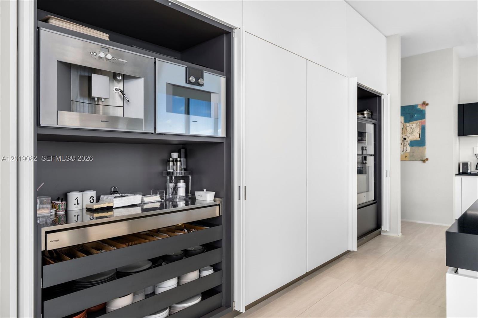 1000 Biscayne Blvd #5101 Miami, FL 33132
