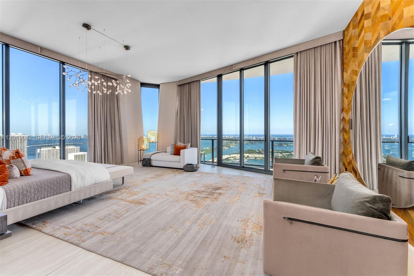 1000 Biscayne Blvd #5101 Miami, FL 33132