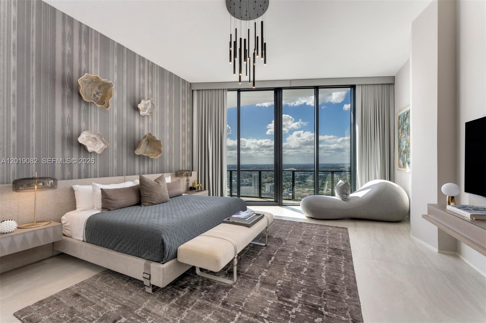 1000 Biscayne Blvd #5101 Miami, FL 33132