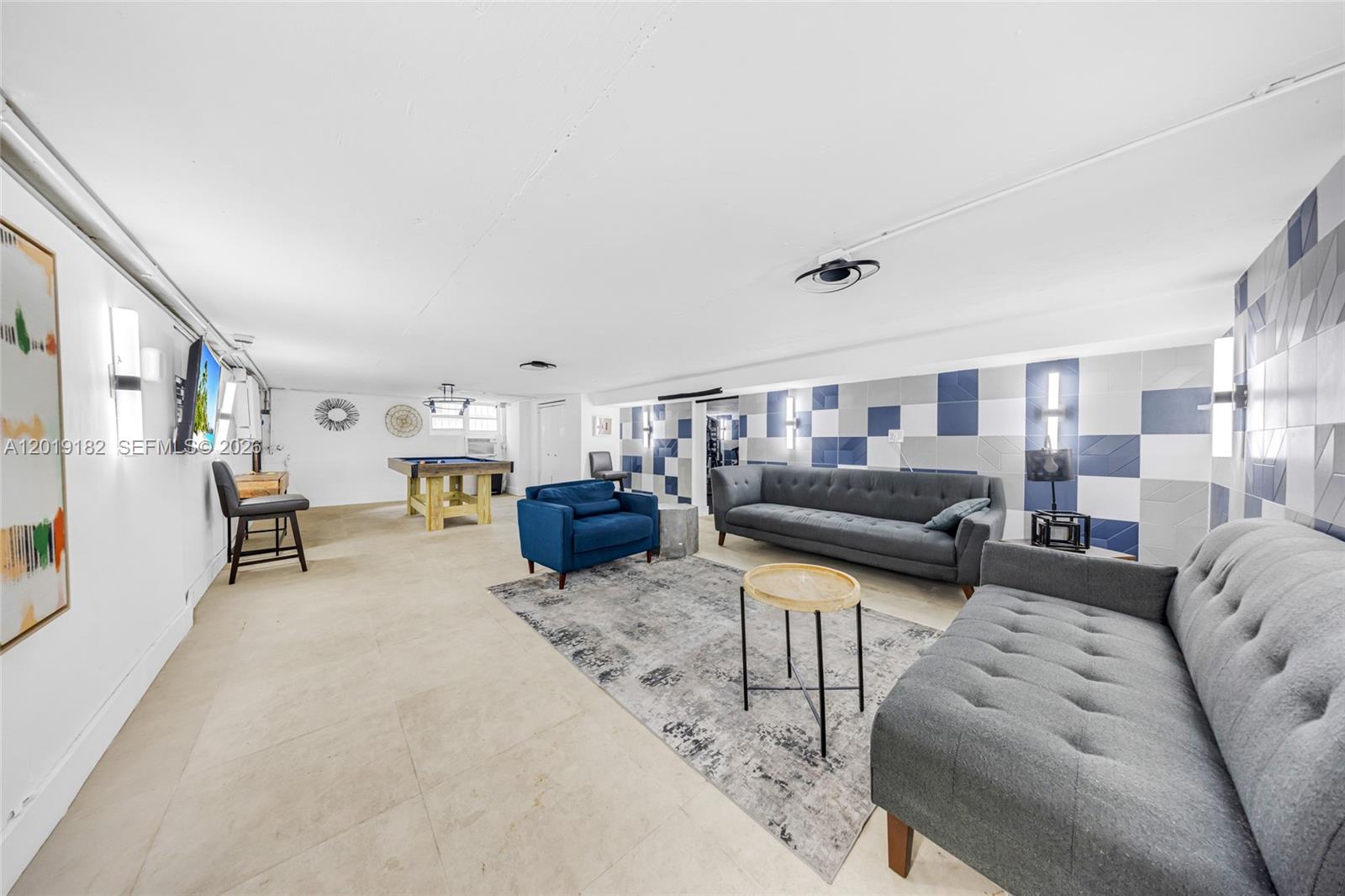 7830 Abbott Ave Miami Beach, FL 33141