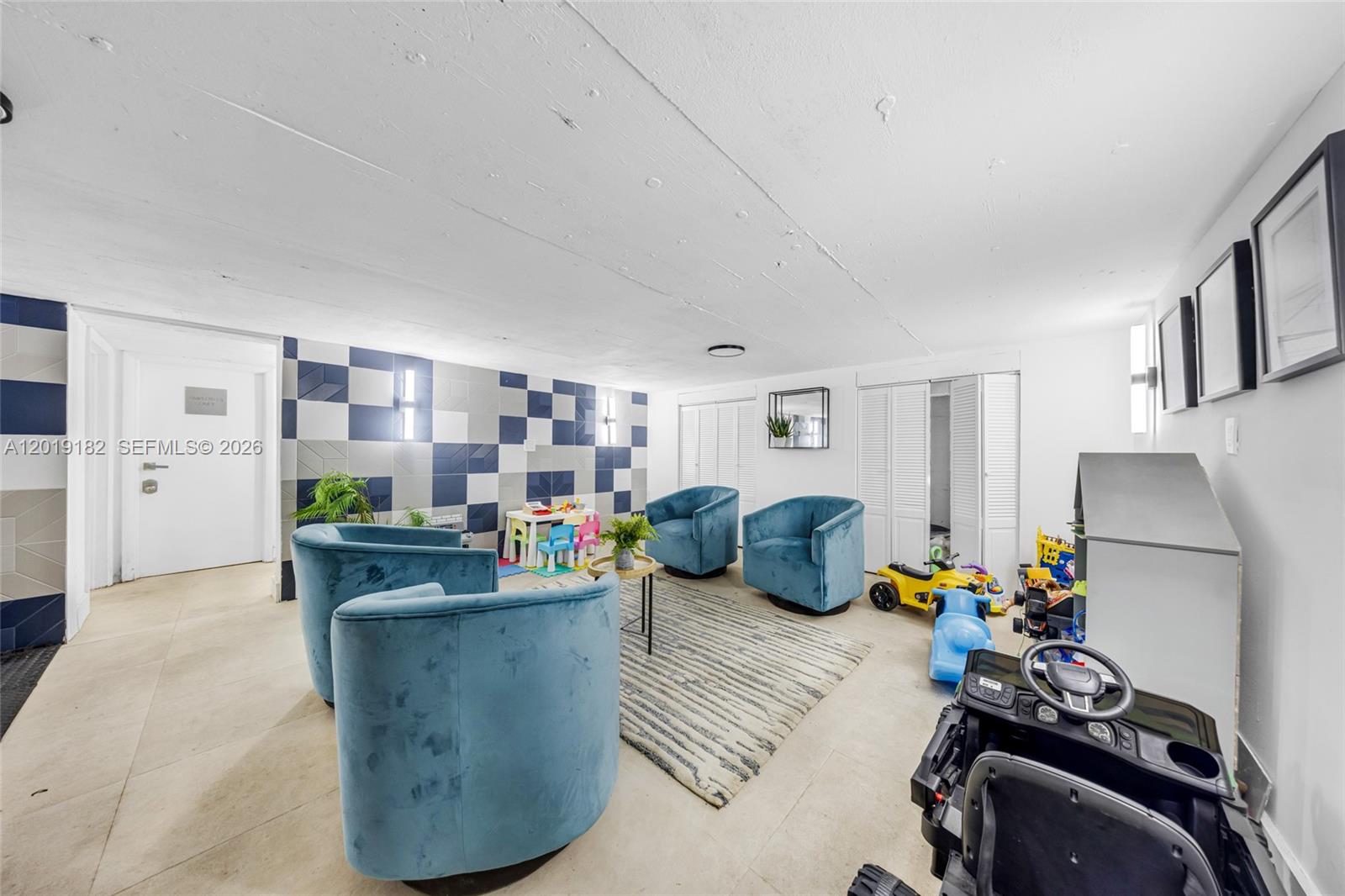 7830 Abbott Ave Miami Beach, FL 33141