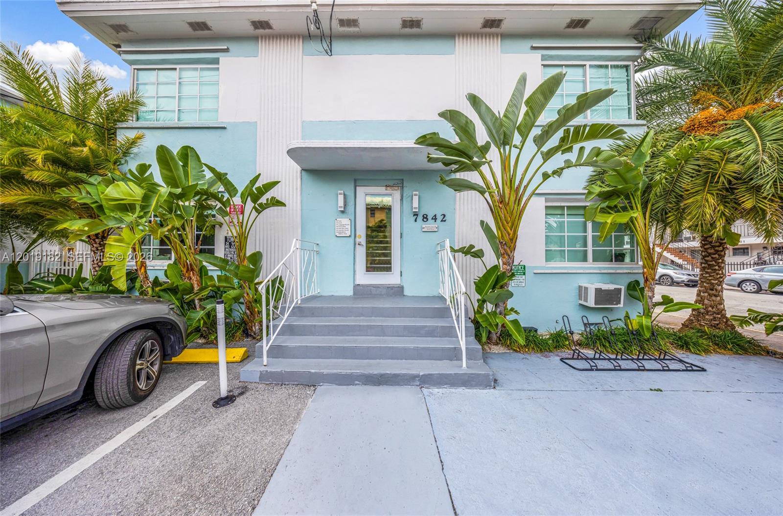 7830 Abbott Ave Miami Beach, FL 33141
