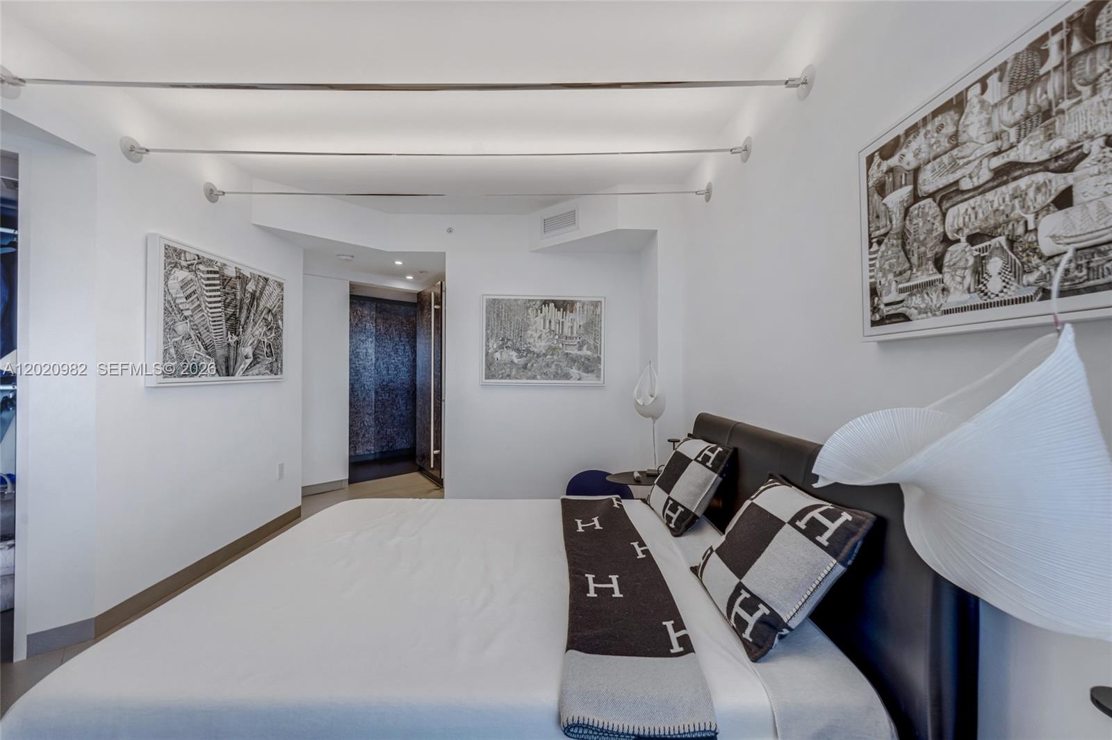 image Akoya22