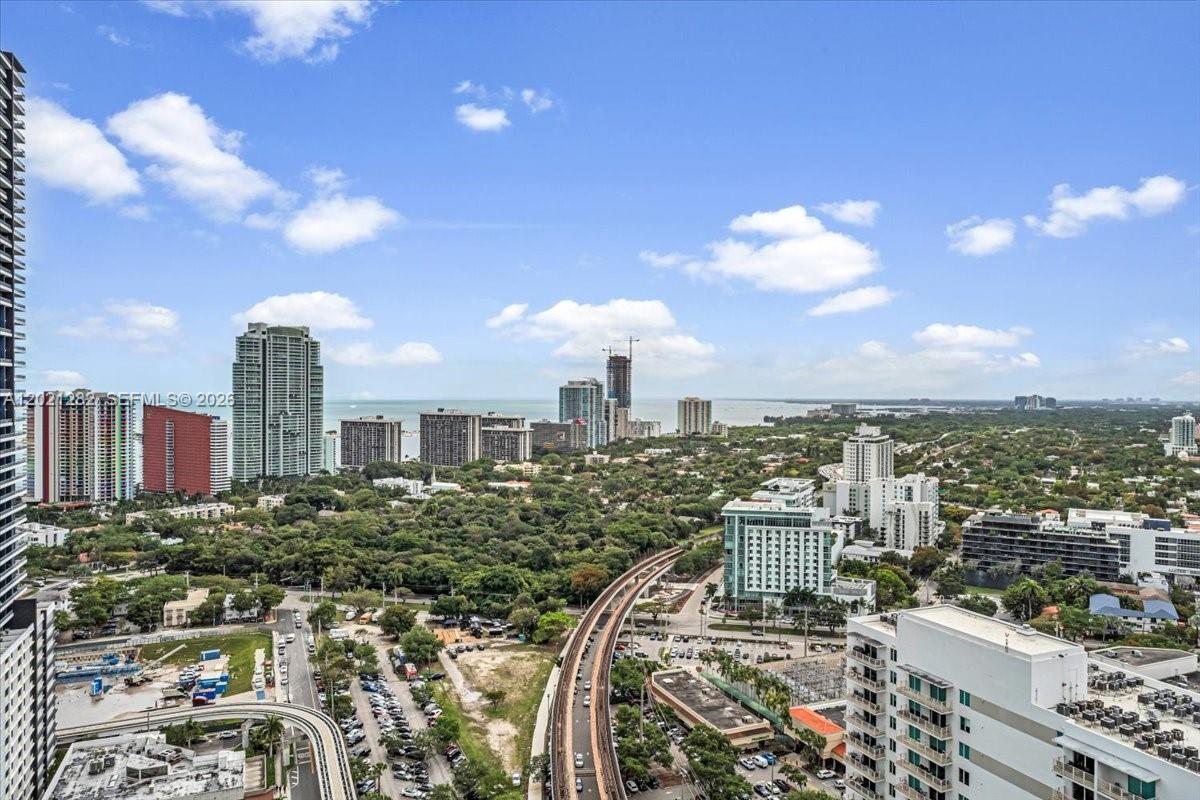 image Axis on Brickell South15