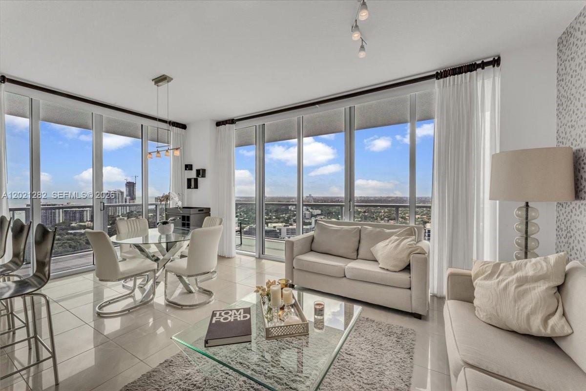 image Axis on Brickell South1