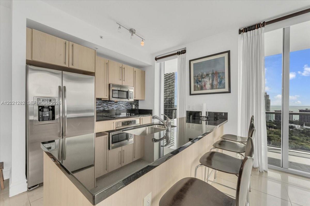 image Axis on Brickell South4