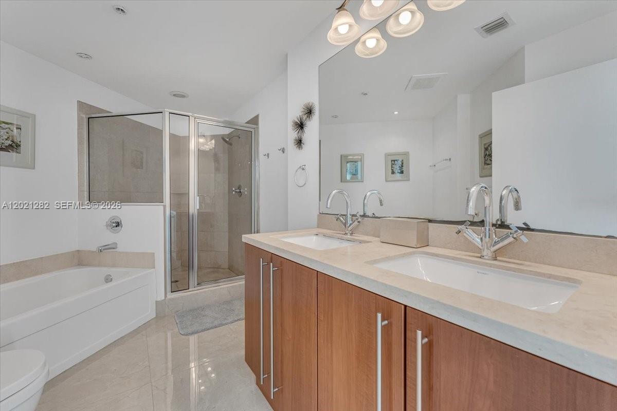 image Axis on Brickell South8