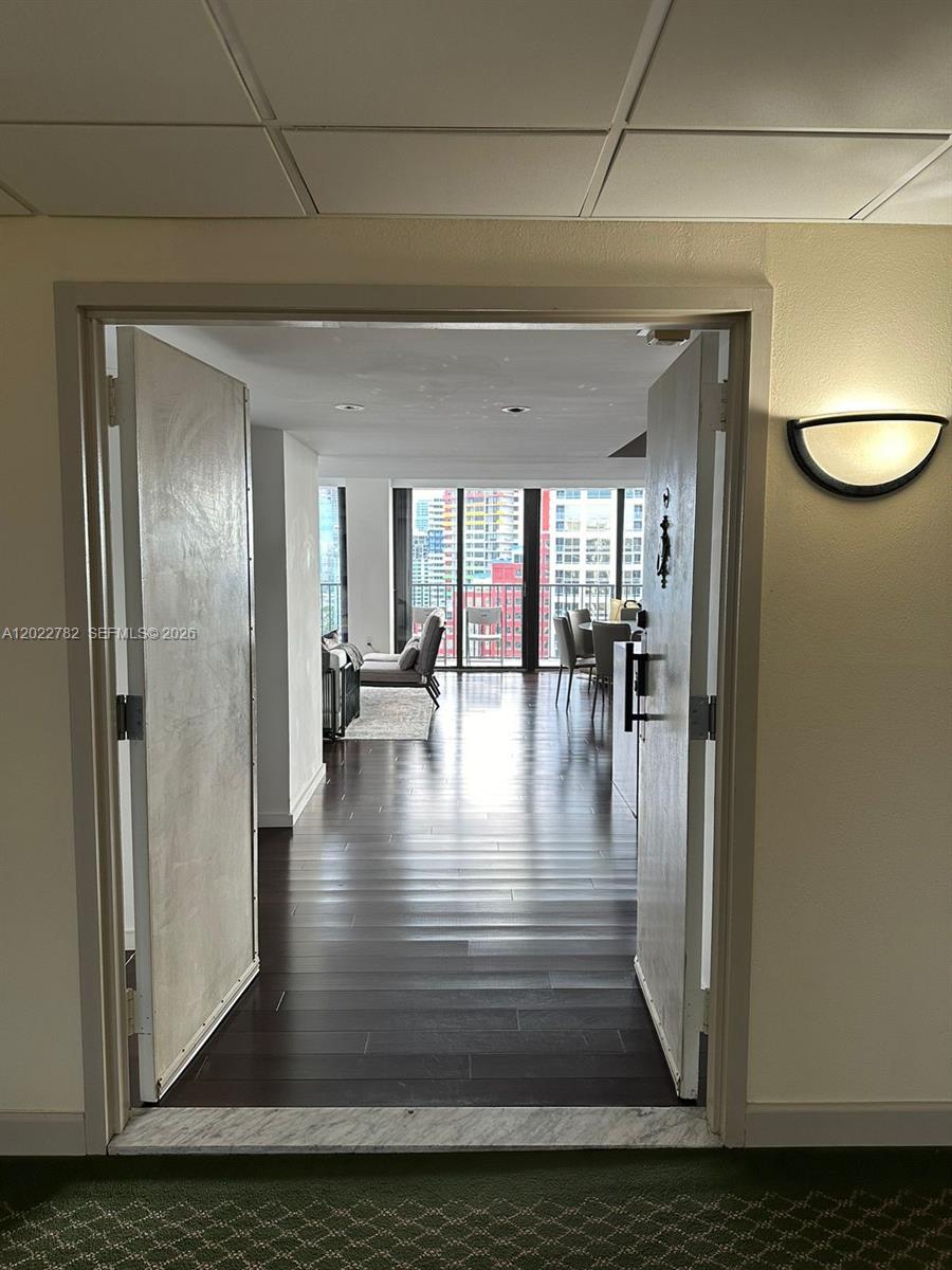 1450 Brickell Bay Dr #1907 Miami, FL 33131