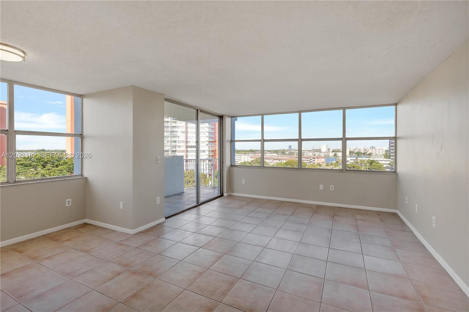 1300 NE Miami Gdns #714E