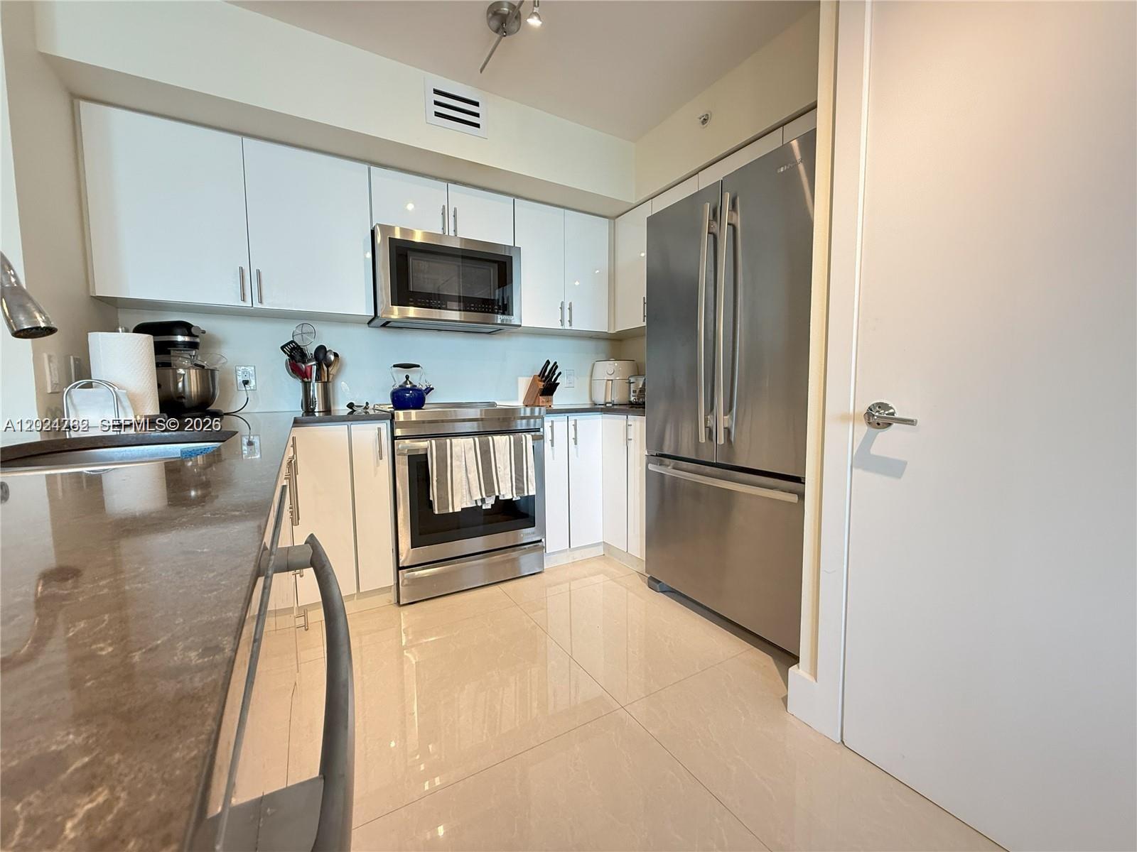 image The Mark on Brickell6