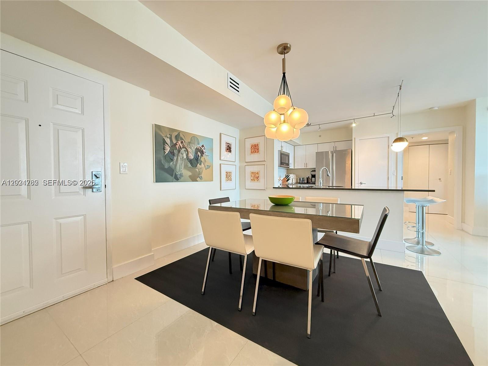 image The Mark on Brickell8
