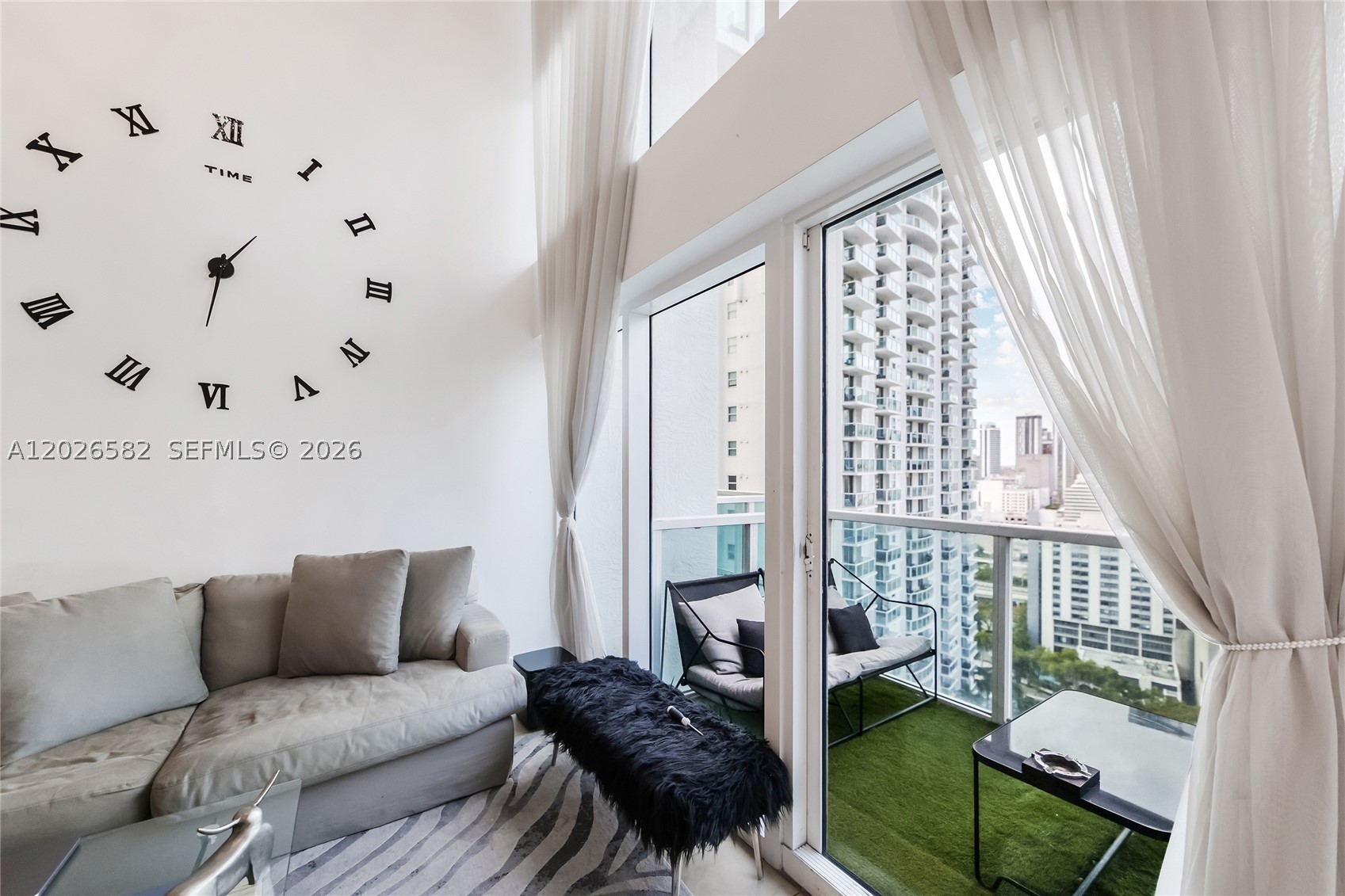 image Brickell on the River South1