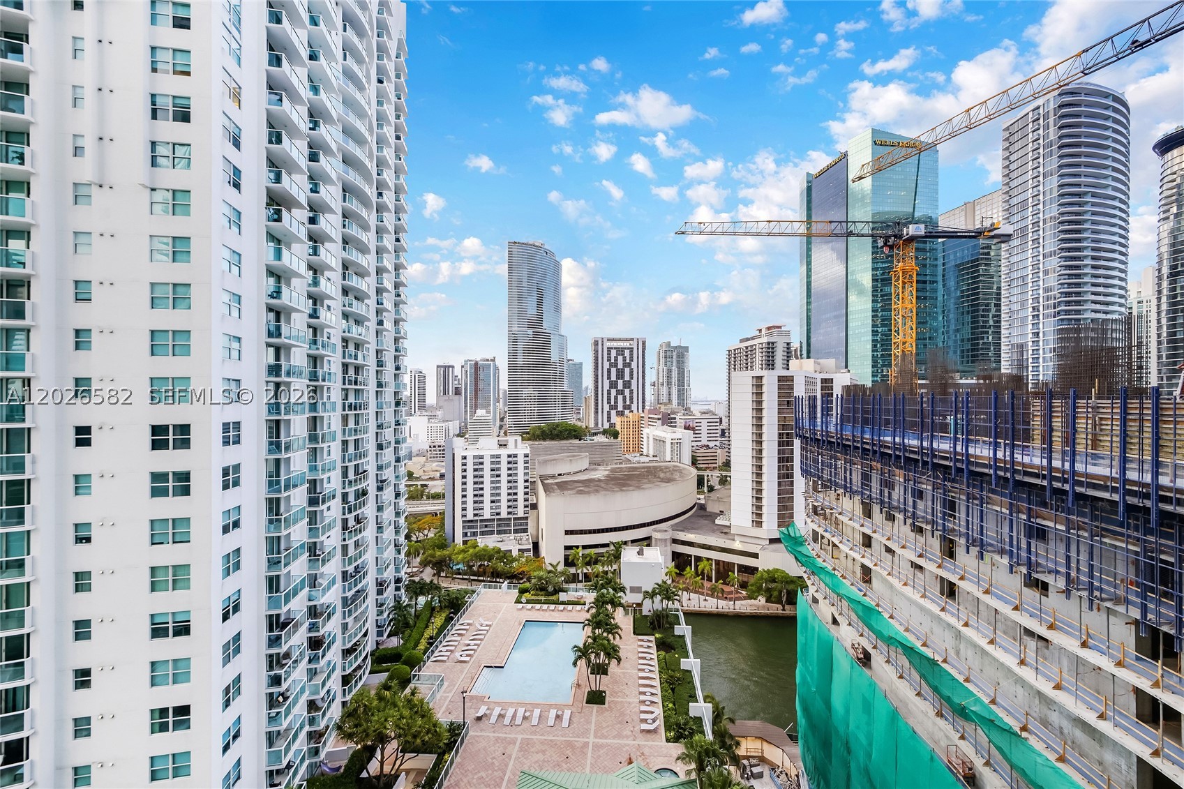 image Brickell on the River South20