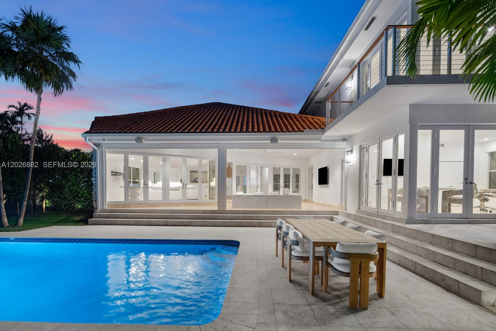 7155 E Lago Dr Coral Gables, FL 33143