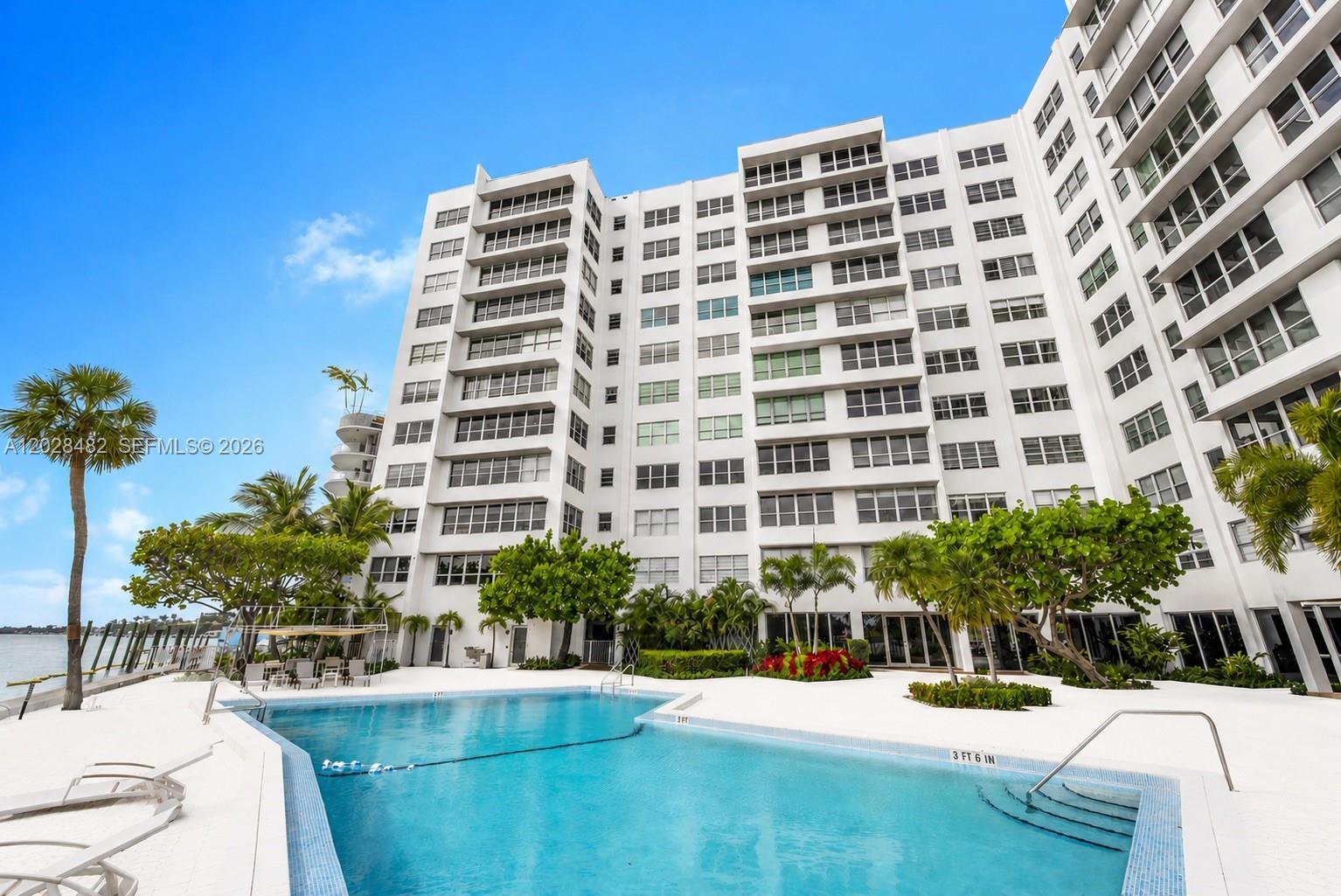 9102 W Bay Hbr Dr #3-C Bay Harbor Islands, FL 33154