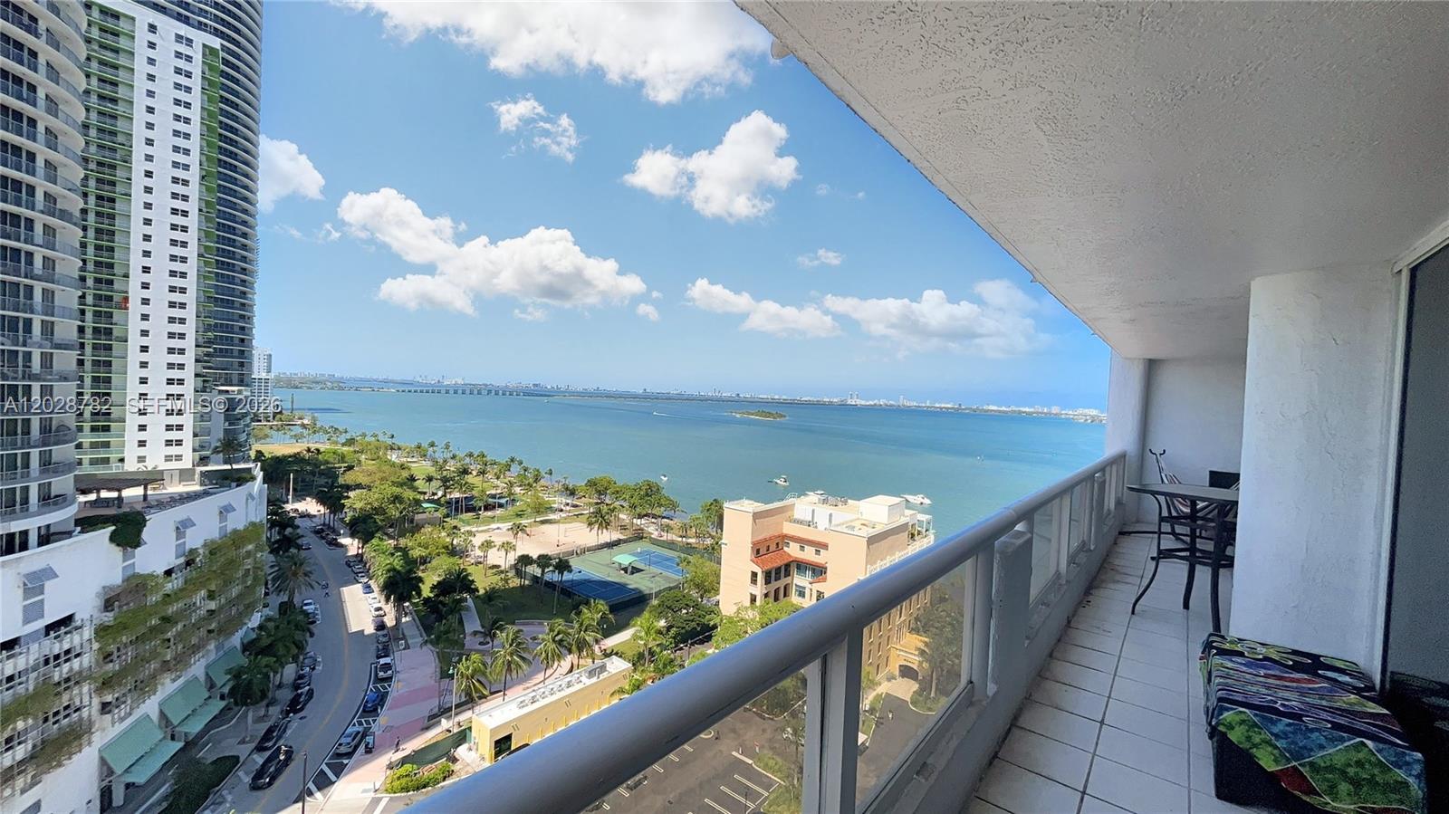 1717 N Bayshore Dr #A-1951