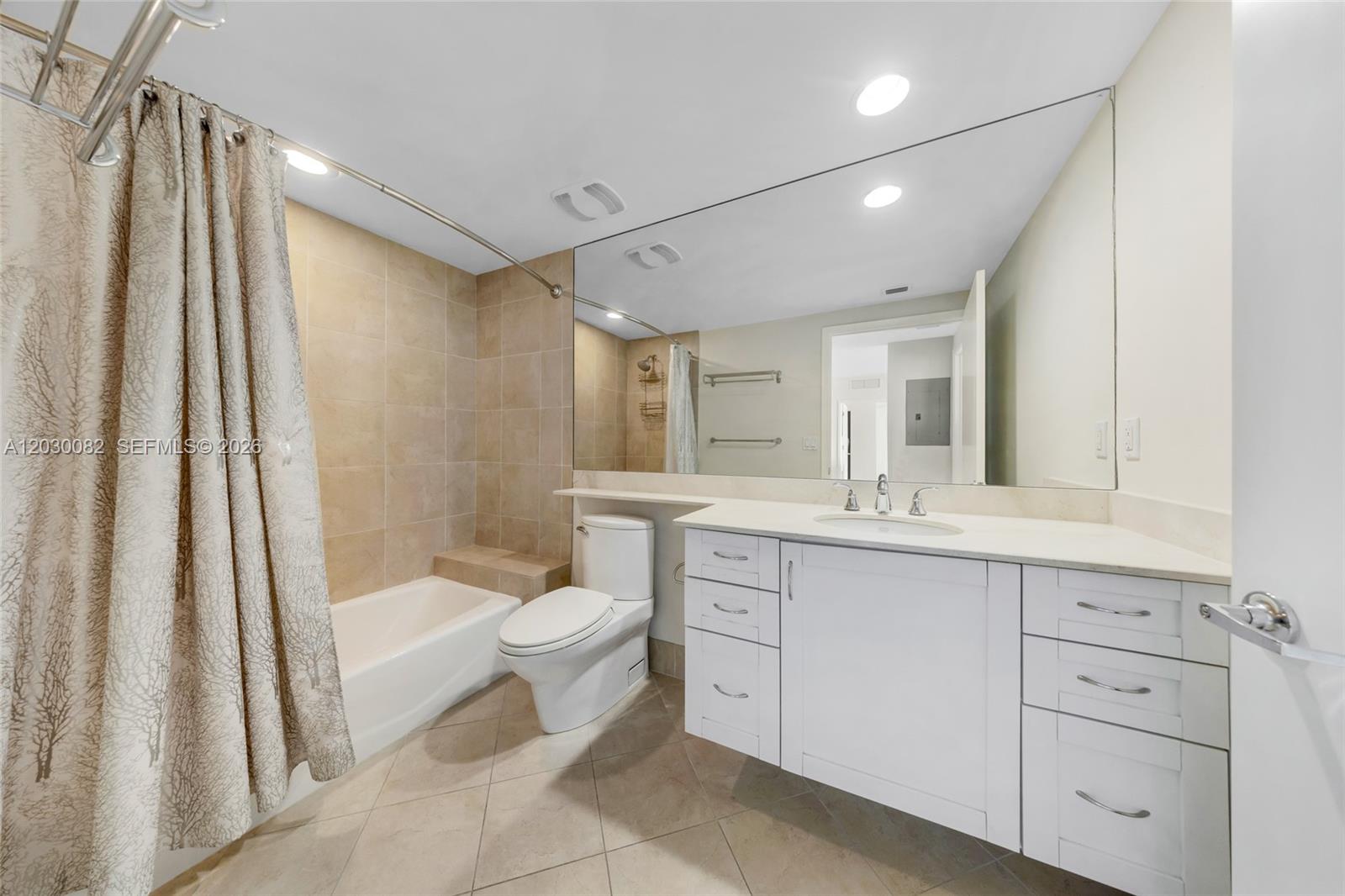 2821 N Ocean Blvd #508S Fort Lauderdale, FL 33308