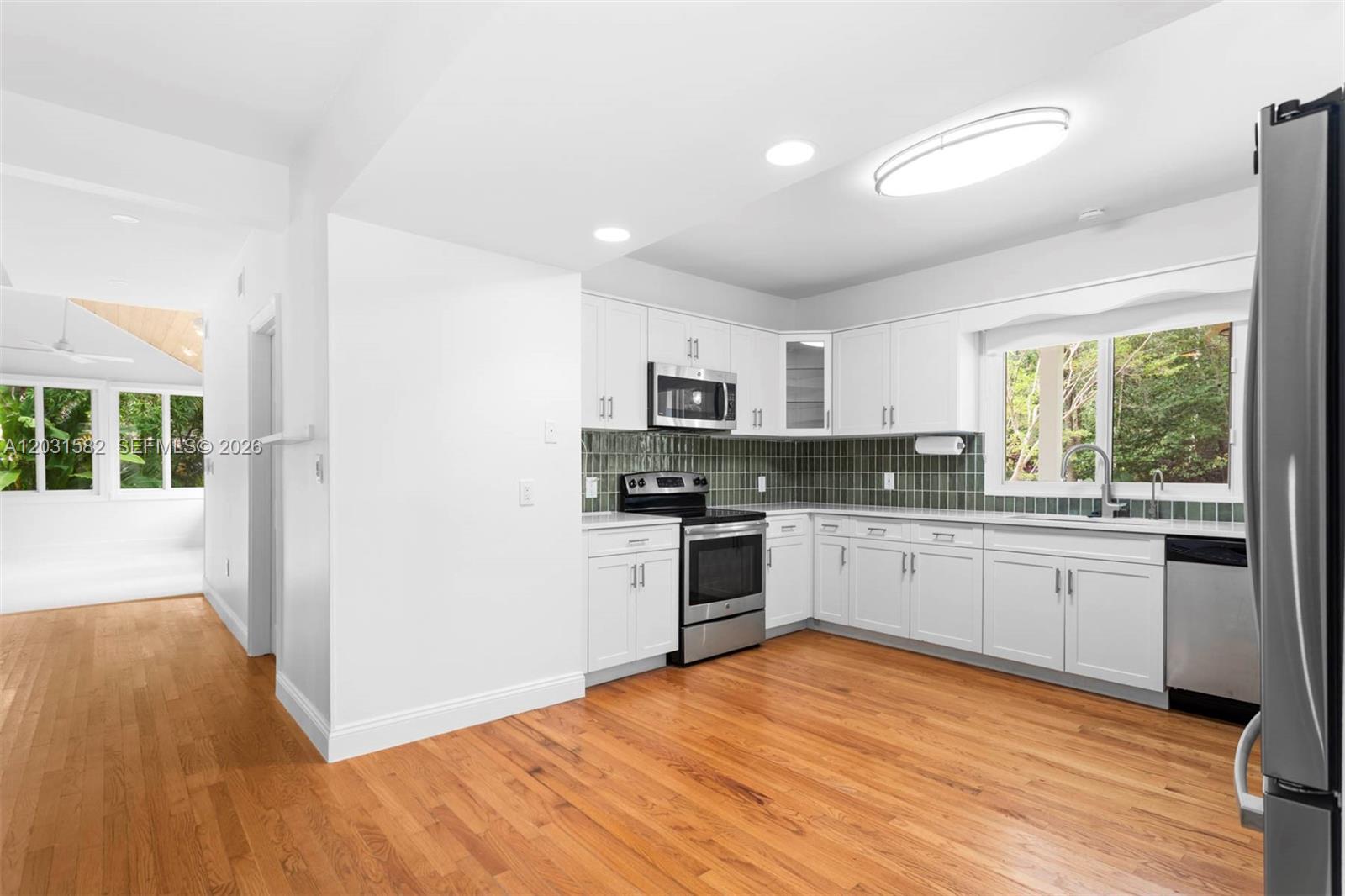 3945 Loquat Miami, FL 33133