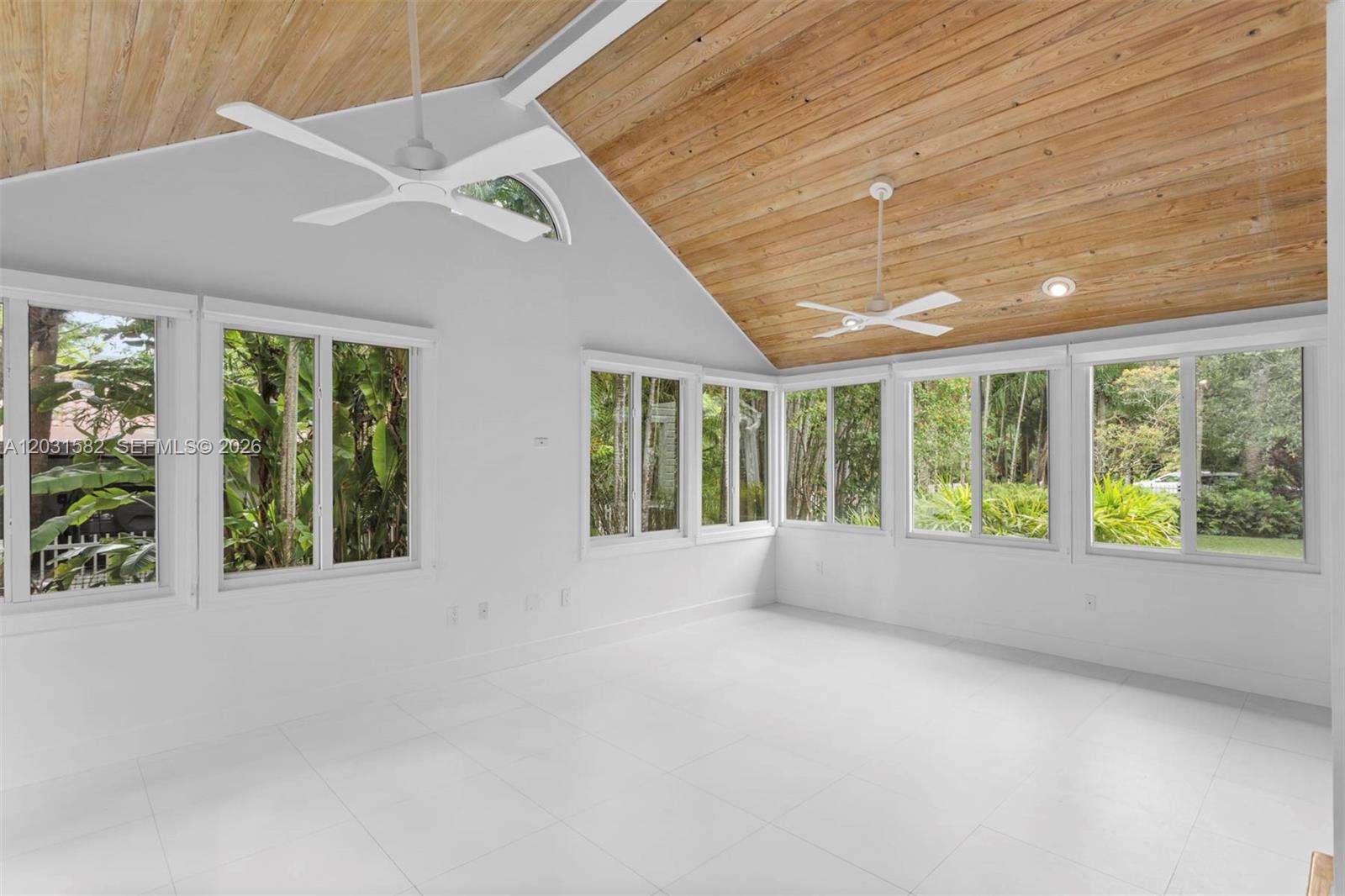 3945 Loquat Miami, FL 33133