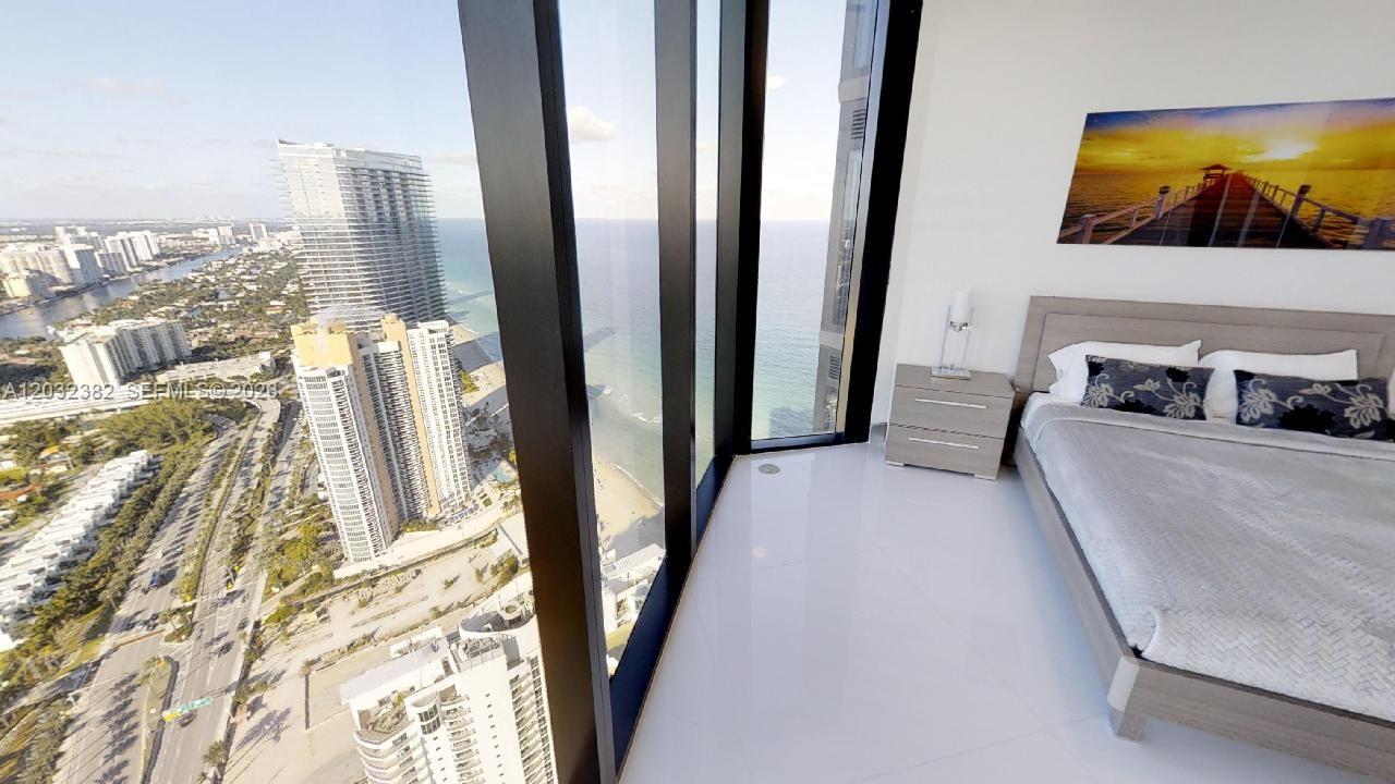 18555 Collins #4804 Sunny Isles Beach, FL 33160