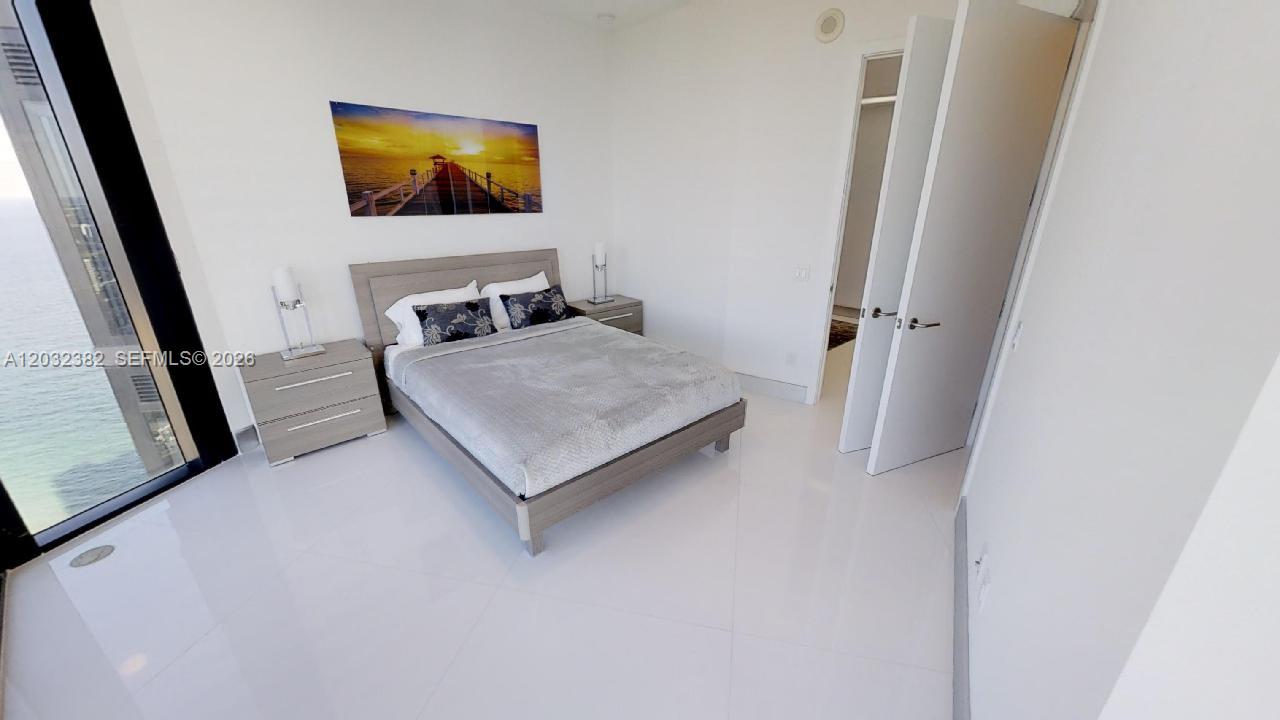 18555 Collins #4804 Sunny Isles Beach, FL 33160
