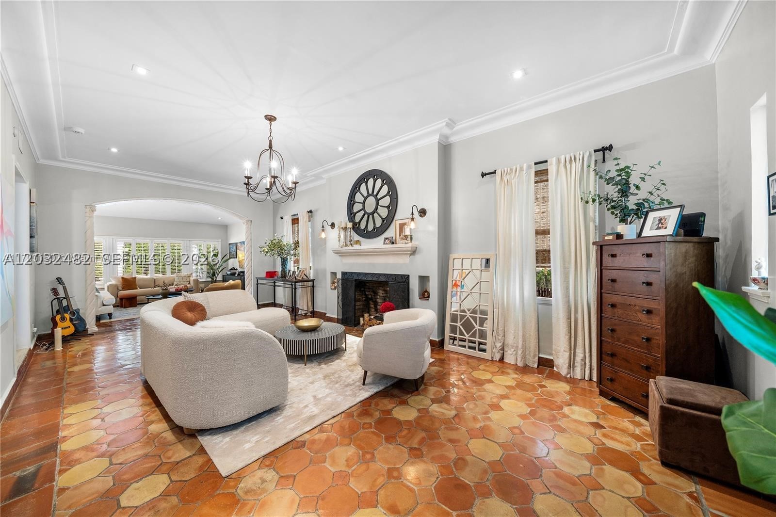 5621 Alton Rd Miami Beach, FL 33140