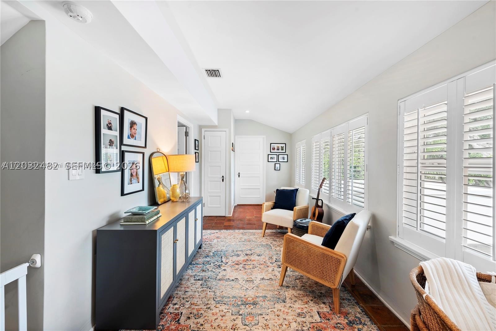 5621 Alton Rd Miami Beach, FL 33140