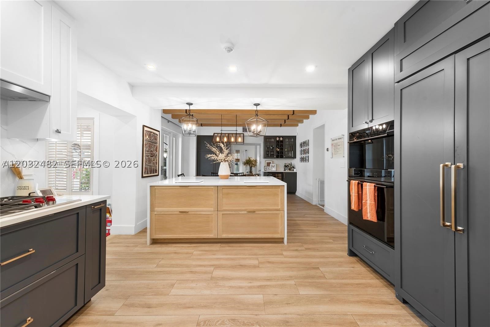 5621 Alton Rd Miami Beach, FL 33140