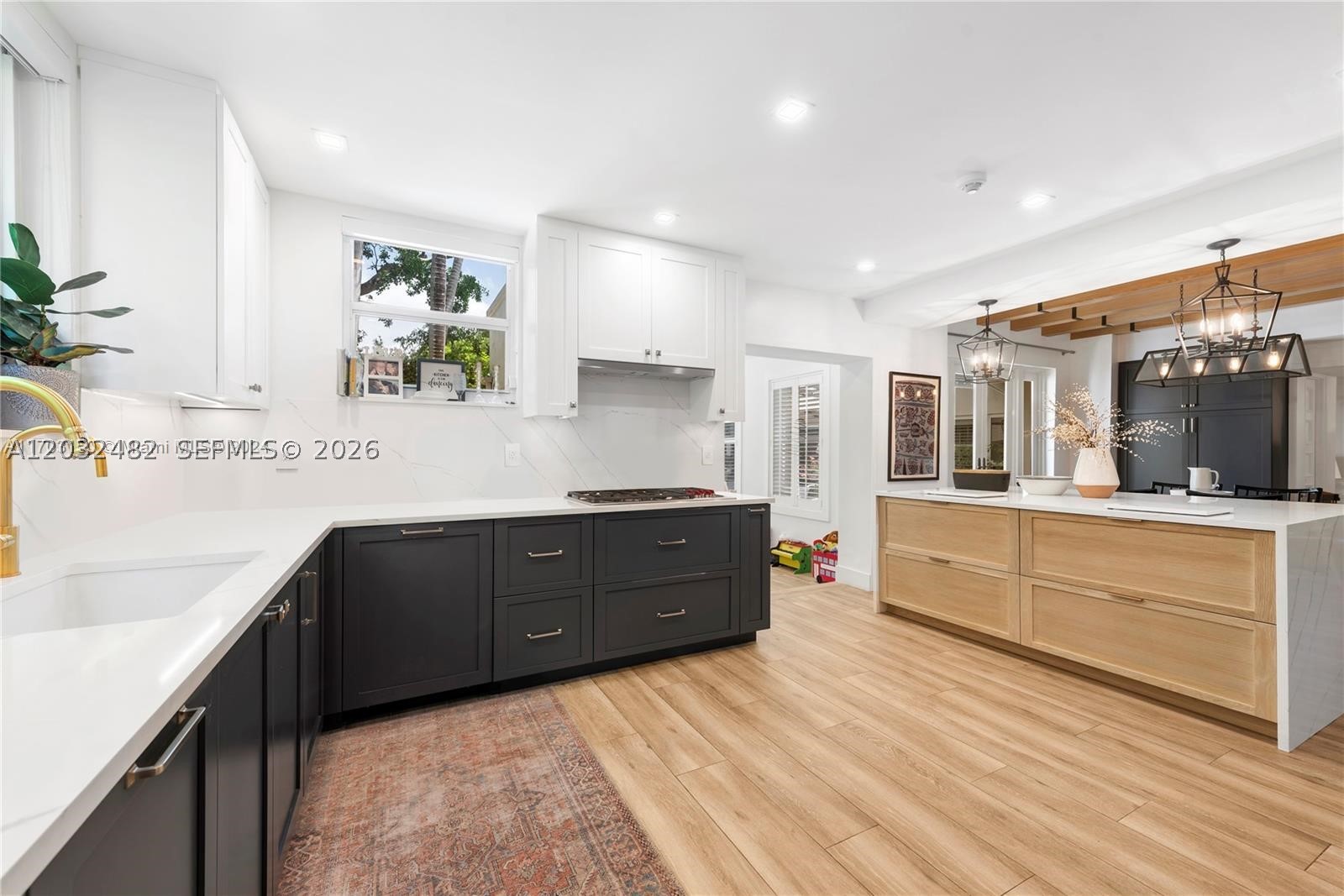 5621 Alton Rd Miami Beach, FL 33140