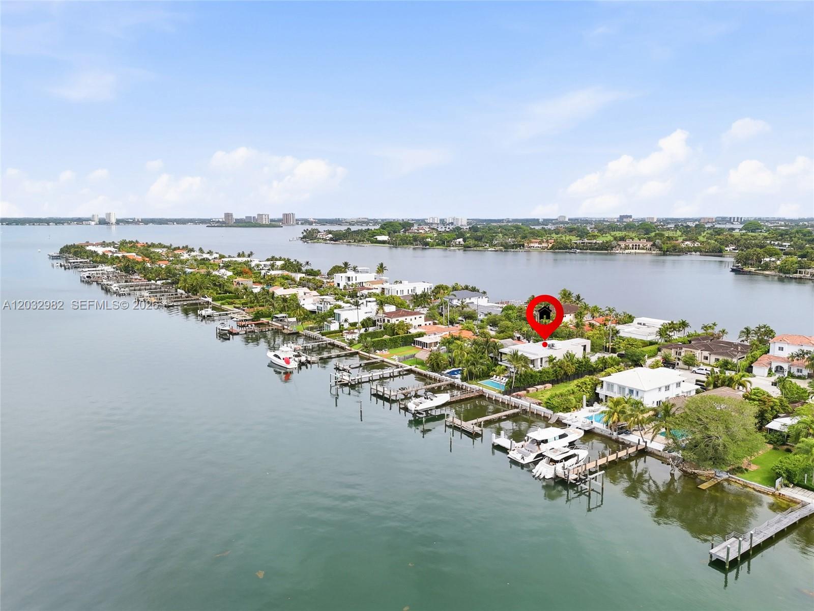 1050 Stillwater Dr Miami Beach, FL 33141