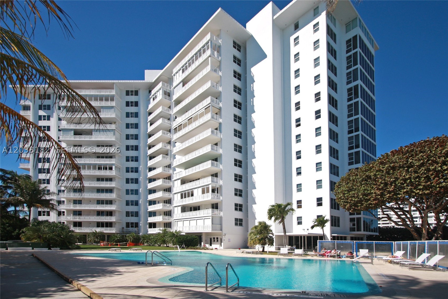 200 Ocean Ln Dr #409 Key Biscayne, FL 33149