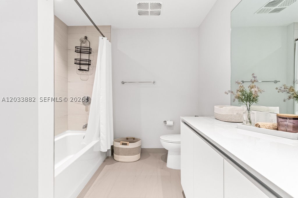 1116 N Ocean Blvd #1205 Pompano Beach, FL 33062
