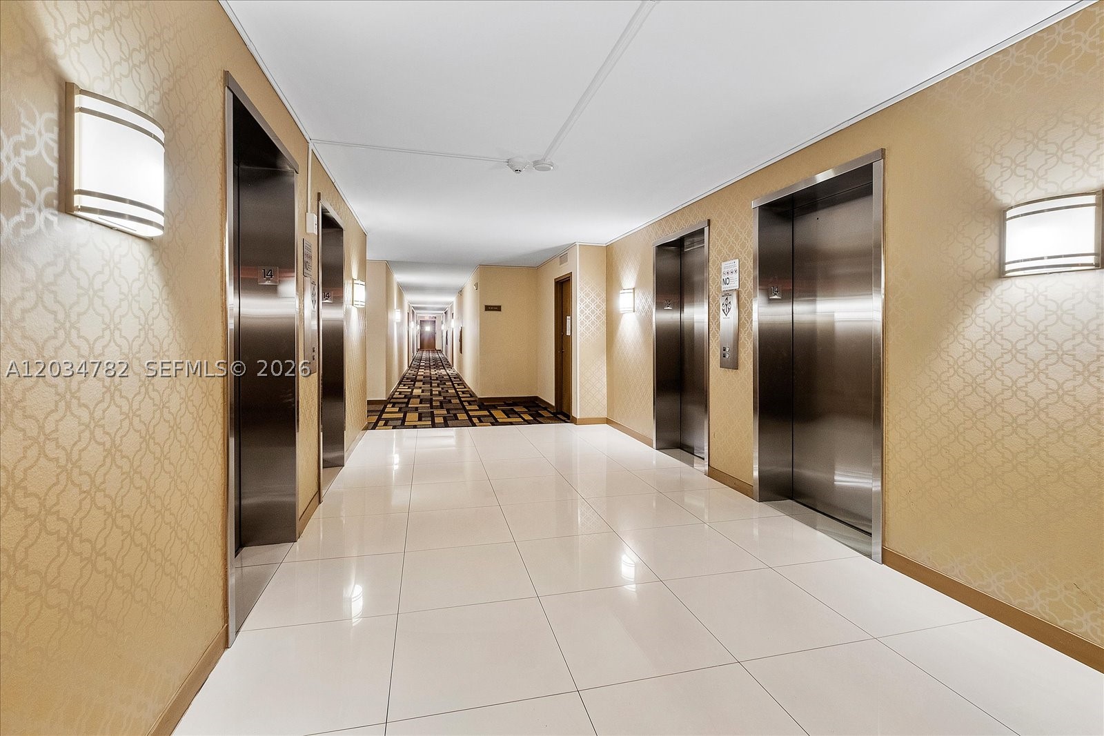 image Winston Towers 40024
