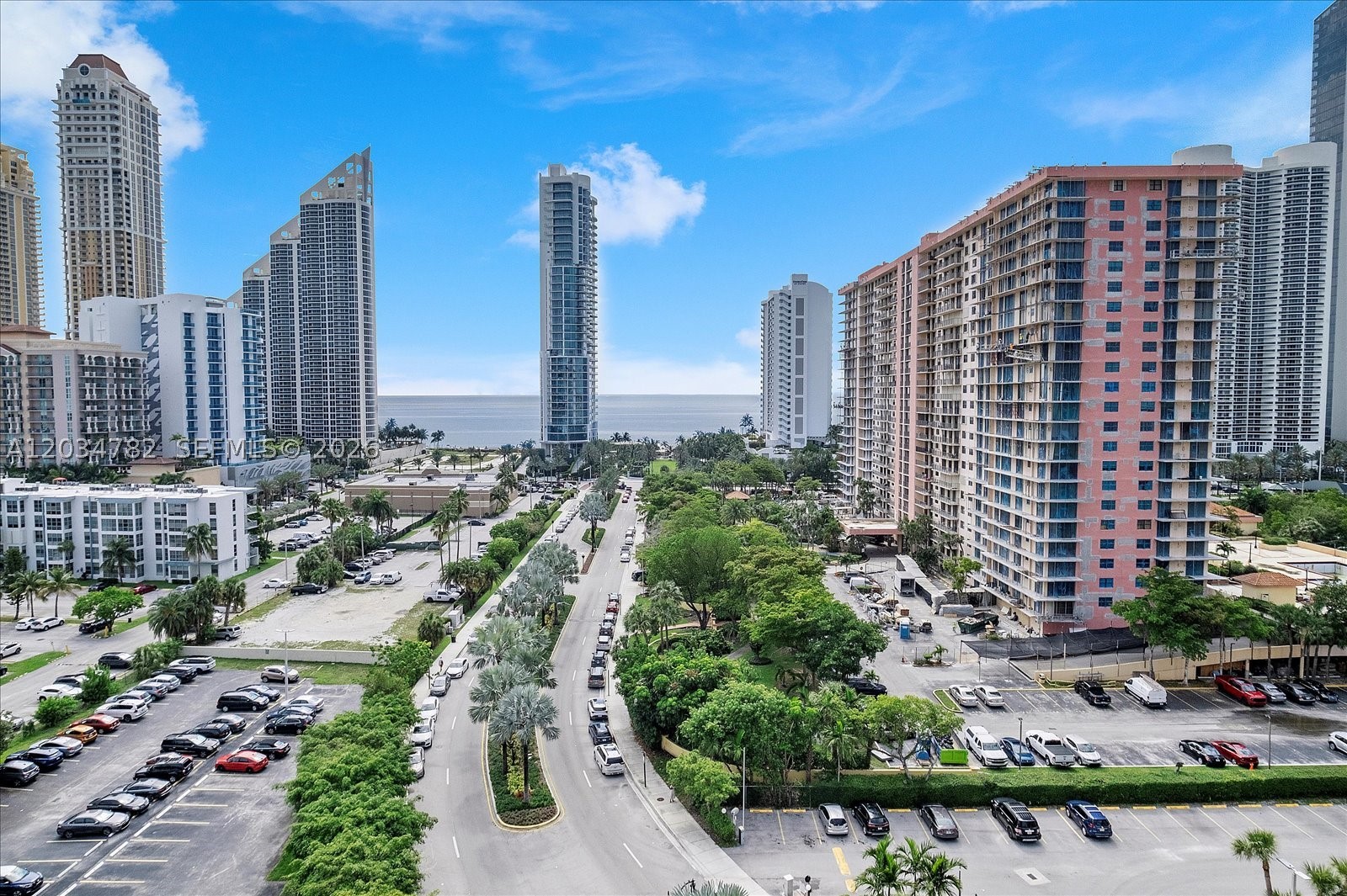 image Winston Towers 40025